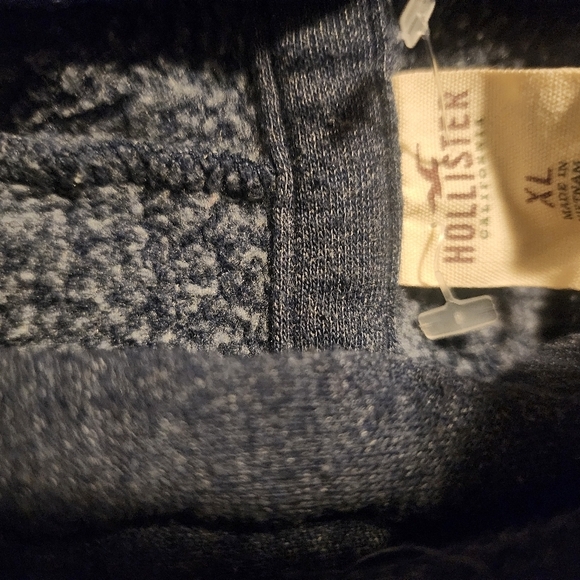 Hollister Gray Hoodie - Picture 3 of 3